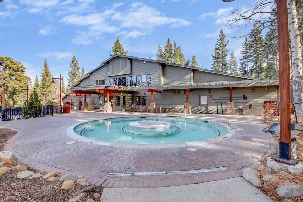 Slope Side Studio In Northstar Village! Truckee Exterior foto